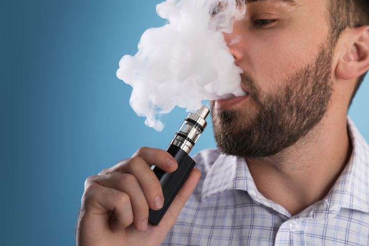 Combined Effect of Vaping and Smoking May Worsen Vision